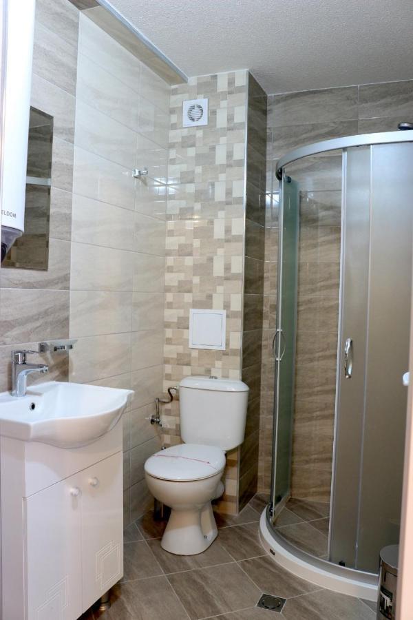 Къща За Гости Тони Zlatograd Exterior foto